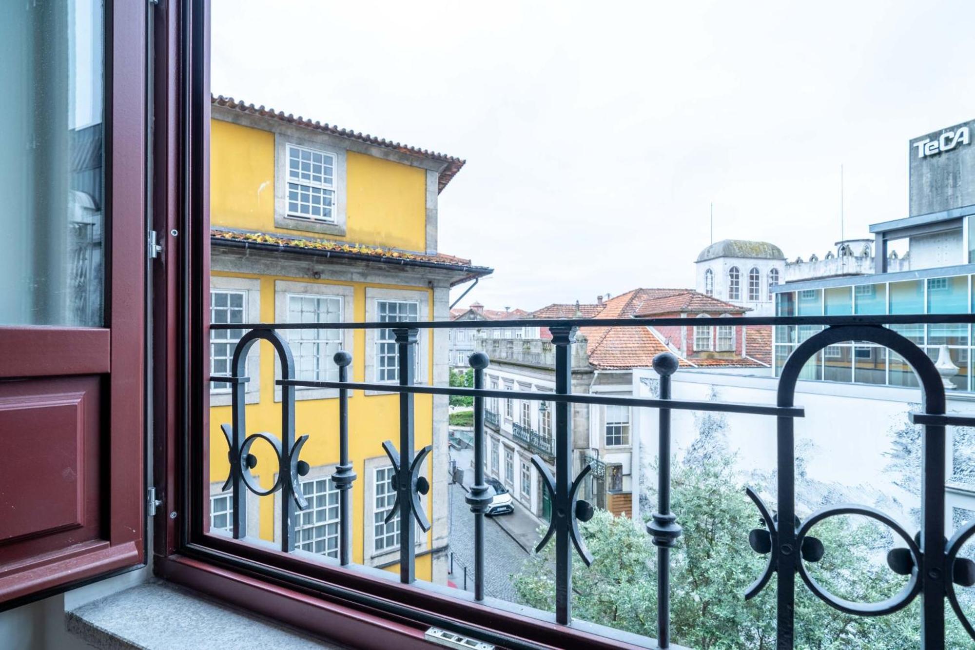 Limehome Porto Rua Das Oliveiras Buitenkant foto